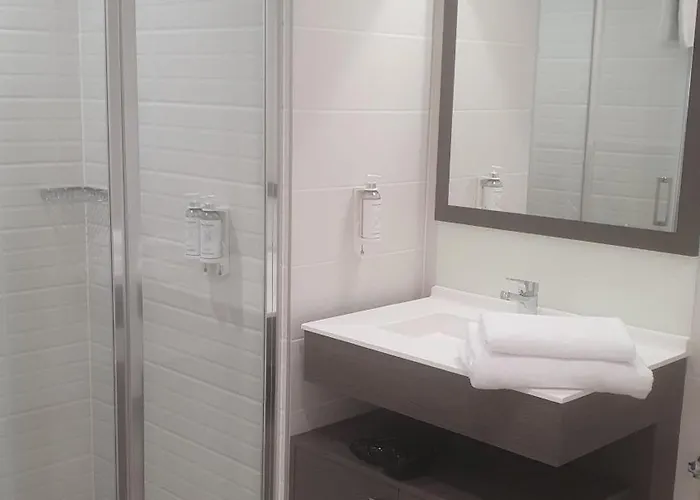 Cazam Vernon-giverny 4*